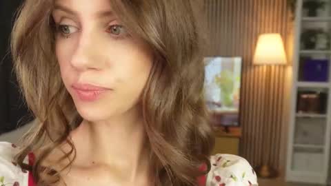 yesdiana online show from December 2, 7:54 am