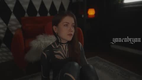 ynnenbrynn online show from March 5, 8:21 am