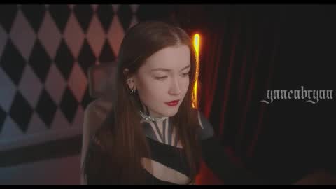 ynnenbrynn online show from December 22, 7:22 am