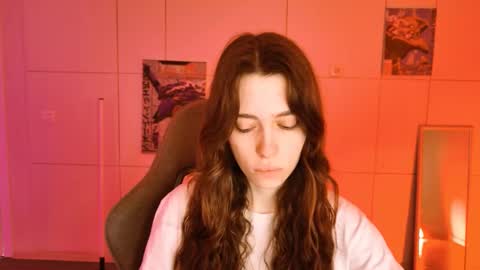 yoka_paradoxxx online show from January 12, 5:45 am