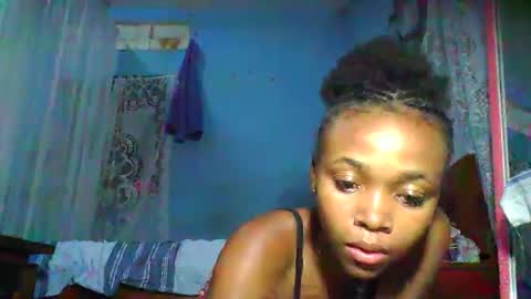 Snapshot of yolandrina90 chatting on October 1, 7:19 pm yolandrina90 online show from October 1, 7:19 pm