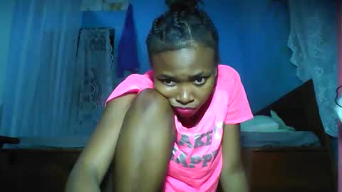 Snapshot of yolandrina90 chatting on September 30, 6:24 pm yolandrina90 online show from September 30, 6:24 pm