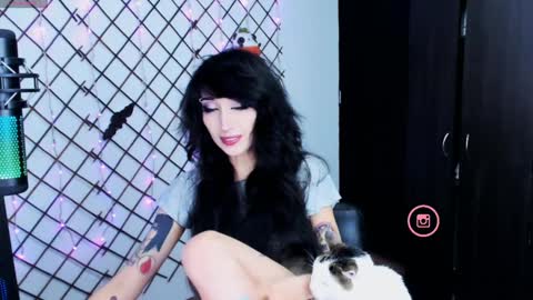 Snapshot of yoshino_san chatting on December 5, 10:12 pm you can call me Andy or  yoshi  3 online show from December 5, 10:12 pm