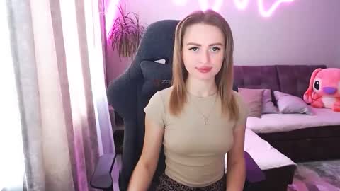 Bella online show from May 1, 8:17 am