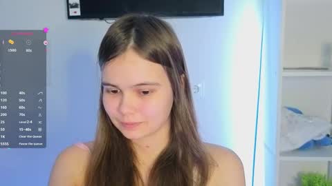 Julia Next stream  online show from April 7, 5:15 pm