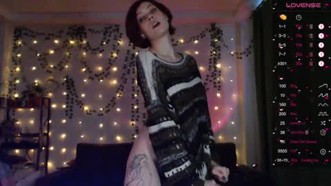 Snapshot of your_corvus chatting on January 17, 7:51 am your_corvus online show from January 17, 7:51 am