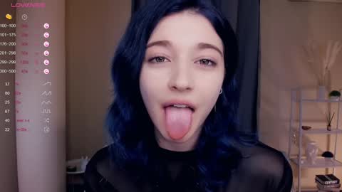 Lina online show from December 21, 6:19 am