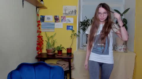 Snapshot of your_leslie chatting on January 13, 4:41 pm Leslie online show from January 13, 4:41 pm