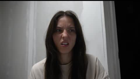 Snapshot of your_little_flexible_girl chatting on October 15, 8:22 pm Meri online show from October 15, 8:22 pm