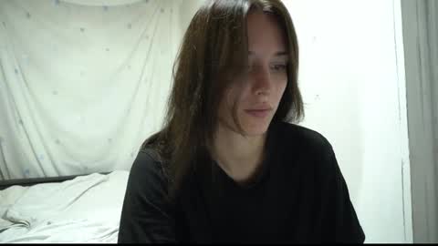 Snapshot of your_little_flexible_girl chatting on October 4, 8:35 pm Meri online show from October 4, 8:35 pm