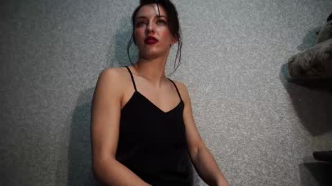 Snapshot of your_little_flexible_girl chatting on March 5, 9:50 pm Meri online show from March 5, 9:50 pm