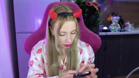 Alice  online show from January 15, 12:38 am