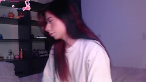 Snapshot of your_rosalie chatting on September 23, 4:10 am your_rosalie online show from September 23, 4:10 am