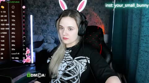 Molly online show from April 7, 4:58 am