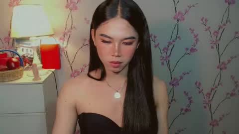 Snapshot of yourdreamgirljane chatting on October 10, 5:51 pm JANE online show from October 10, 5:51 pm