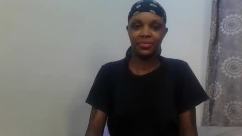 Snapshot of yourfavnigtnurse chatting on October 19, 2:24 am Flower online show from October 19, 2:24 am