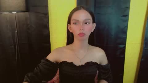 RICCIE MAE online show from September 20, 4:22 am