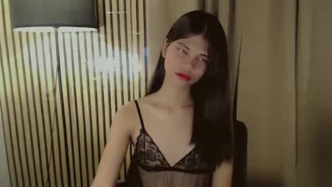 Vivian online show from November 27, 1:30 am