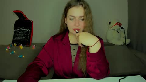 yourgem__ online show from December 16, 3:01 am