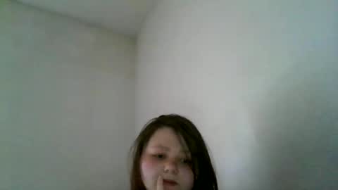 yourgirl_189 online show from February 19, 11:04 pm