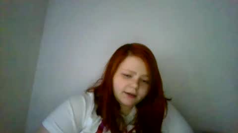 yourgirl_189 online show from March 10, 3:41 pm