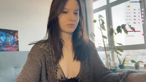 Aida online show from December 17, 8:34 am