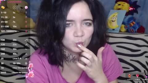 Snapshot of yours_good_mood chatting on December 10, 1:54 am Im - DANI .insta - hardblade1 online show from December 10, 1:54 am