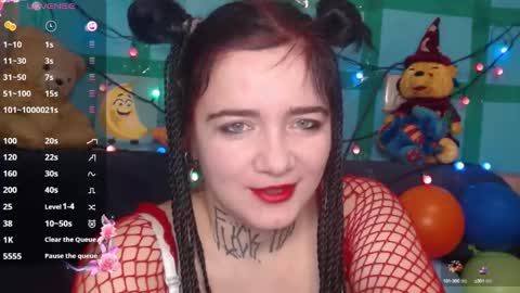 Snapshot of yours_good_mood chatting on December 31, 6:48 am Im - DANI .insta - hardblade1 online show from December 31, 6:48 am
