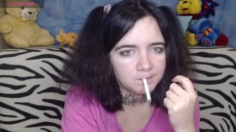 Snapshot of yours_good_mood chatting on December 9, 12:45 am Im - DANI .insta - hardblade1 online show from December 9, 12:45 am