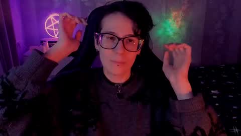 Yours Cosmic online show from February 28, 9:12 pm