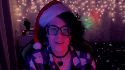 Yours Cosmic online show from December 31, 3:12 am