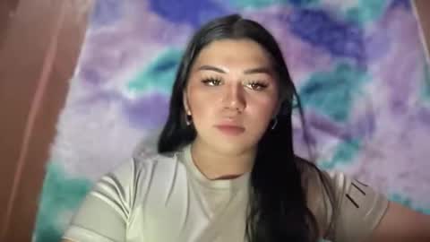 Yanahh online show from March 23, 6:03 pm