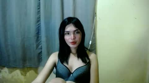 Kylie online show from March 8, 2:37 am