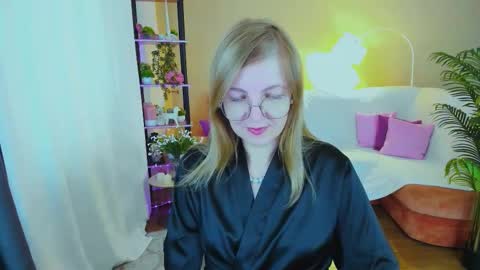 Alice online show from September 23, 10:46 am