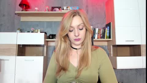 Snapshot of yourvenus00 chatting on December 30, 5:34 pm YourVenus00 -Follow my OF online show from December 30, 5:34 pm