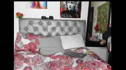 Yukio Davis  online show from October 7, 1:43 am