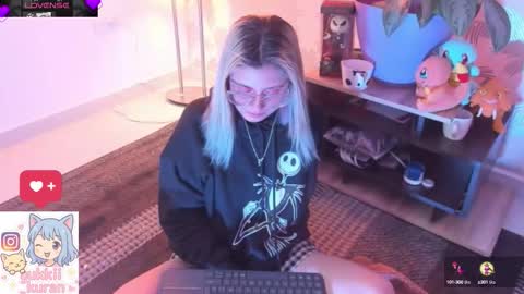 Yukki Kuran online show from October 15, 4:48 am