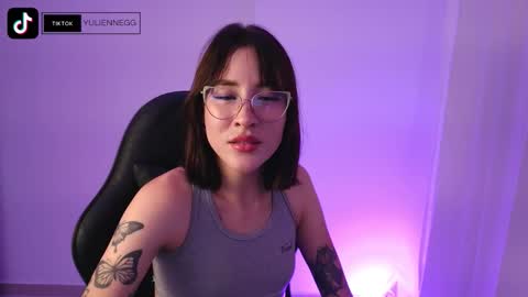Snapshot of yulienne chatting on September 11, 4:13 am Yulienne online show from September 11, 4:13 am