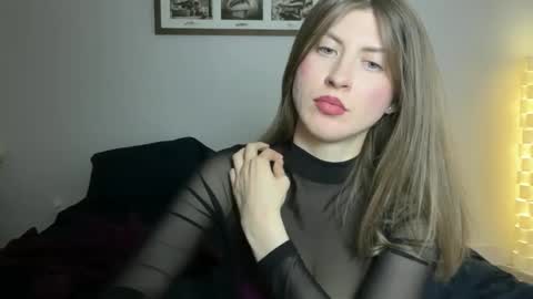 yumiandwolf online show from January 25, 3:09 am