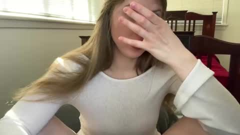 yumiandwolf online show from February 6, 9:51 pm