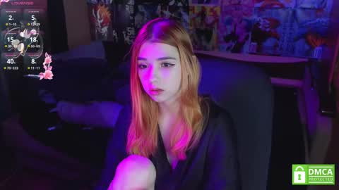 Snapshot of yumiko_uwu chatting on October 20, 9:23 am Yumeko online show from October 20, 9:23 am
