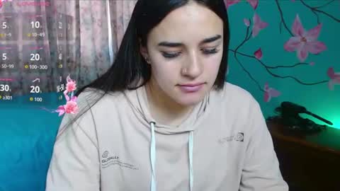 yumilove_2 online show from June 22, 1:30 pm