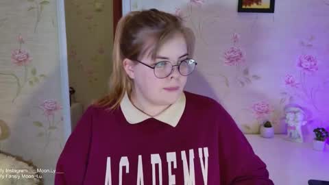 Polly online show from October 21, 5:39 pm