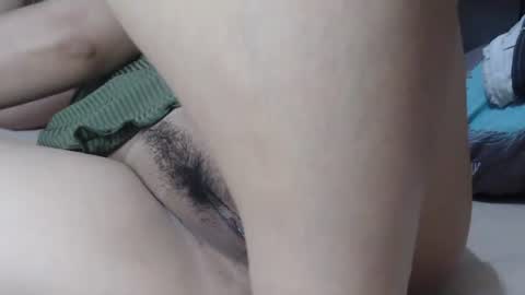 yummy72747 online show from December 14, 9:48 am