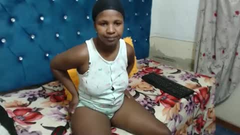 yummybumz online show from October 29, 8:33 pm