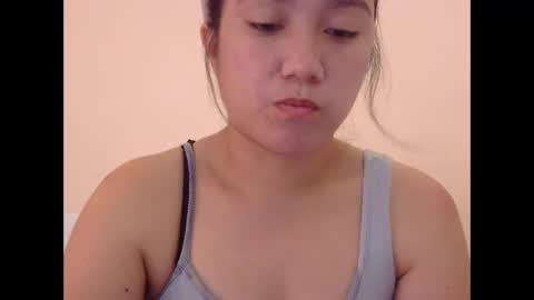 yummyclaya online show from March 6, 12:50 am