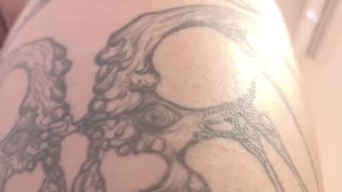 Hi My name Yuriko online show from March 15, 9:44 am