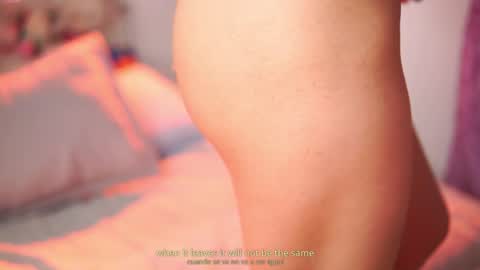 Yuyi Cam online show from November 8, 1:54 am