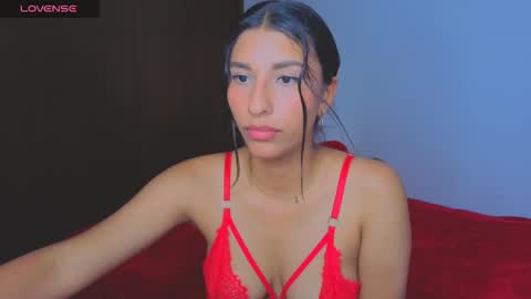 yuzii Im new to these pages so I hope you guys are kind to me. online show from October 11, 11:07 pm