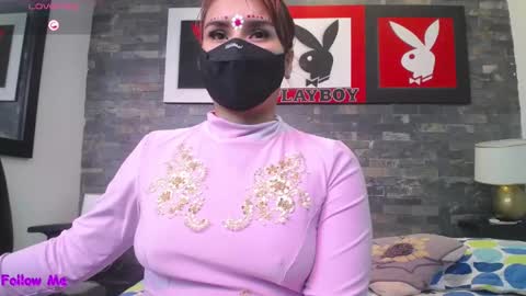 Zahra online show from February 11, 8:10 pm